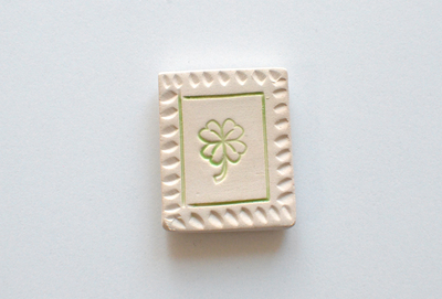 Magnet clover