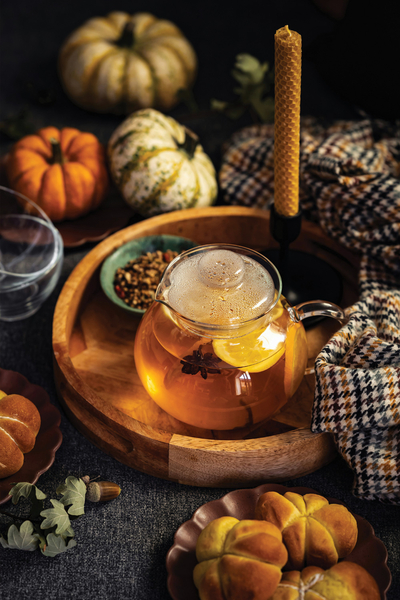 Autumn tea and pumpkins